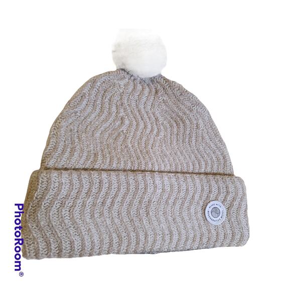 NWT allbirds The Pom Beanie - Regen Bough (Cream) - One Size - Picture 1 of 3